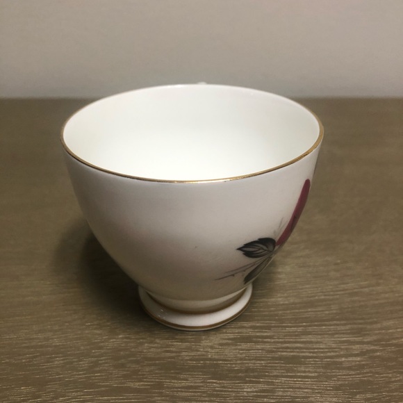 Vintage Elizabethan Pink Rose Teacup - Picture 4 of 7